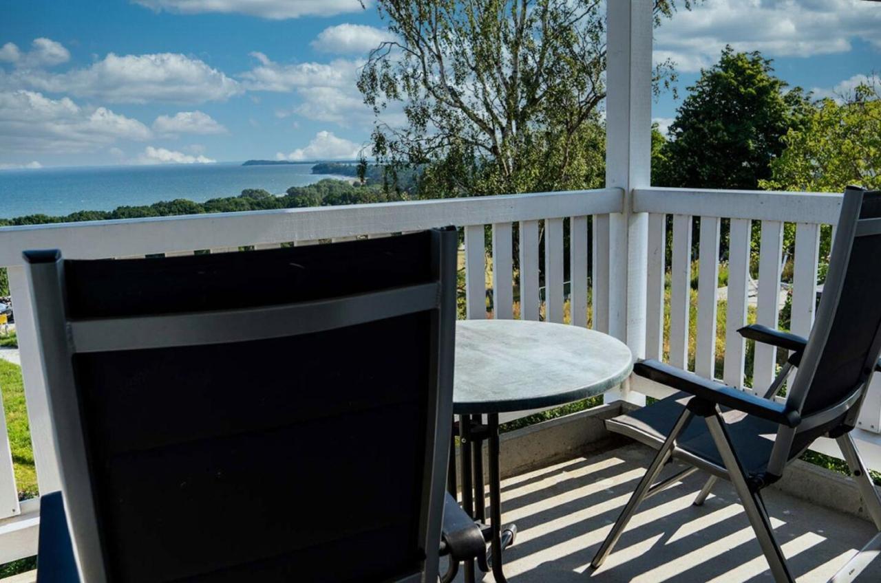 Mit Meerblick Und Balkon, Gratis Nutzung Vom Ahoi Erlebnisbad Und Sauna In Sellin - Meeresblick Fewo 29 奥斯特巴德·哥伦 外观 照片
